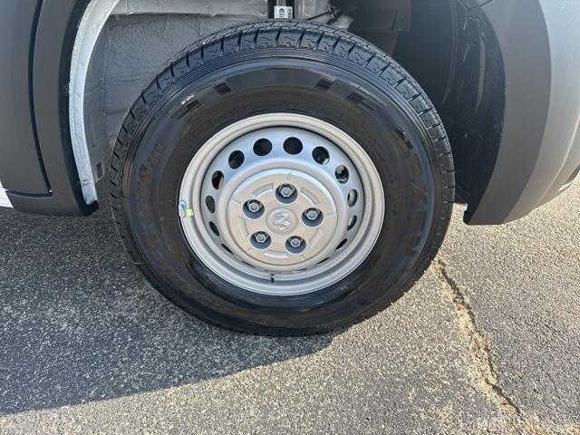 Photo of 2025 Bright White Clearcoat RAM ProMaster 2500