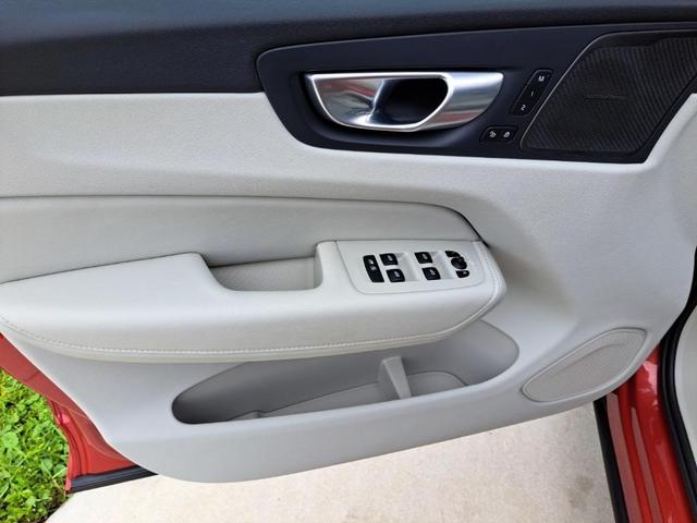 Photo of 2024 Fusion Red Metallic Volvo XC60