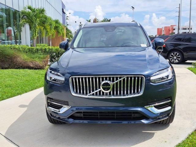 Photo of 2023 Denim Blue Metallic Volvo XC90