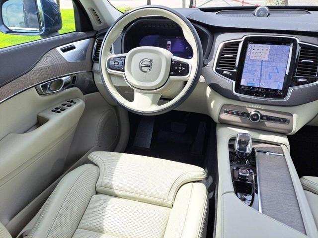 Photo of 2023 Denim Blue Metallic Volvo XC90