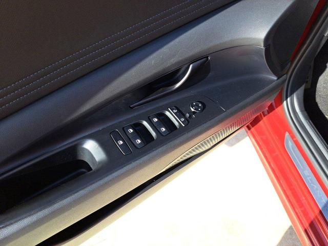Photo of 2025 Red Hyundai ELANTRA