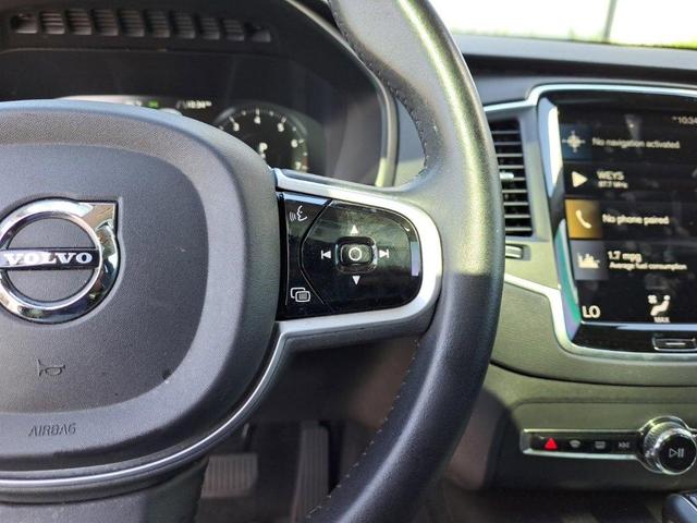 Photo of 2021 Bright Silver Metallic Volvo XC90