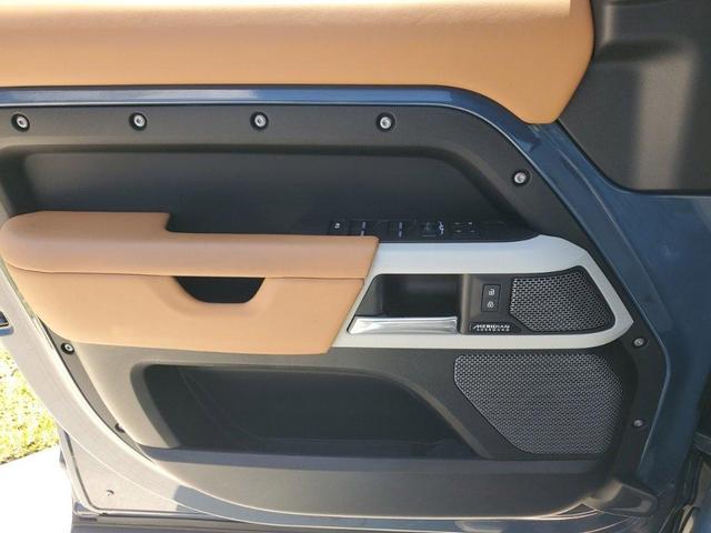 Photo of 2023 Tasman Blue Metallic Land Rover Defender