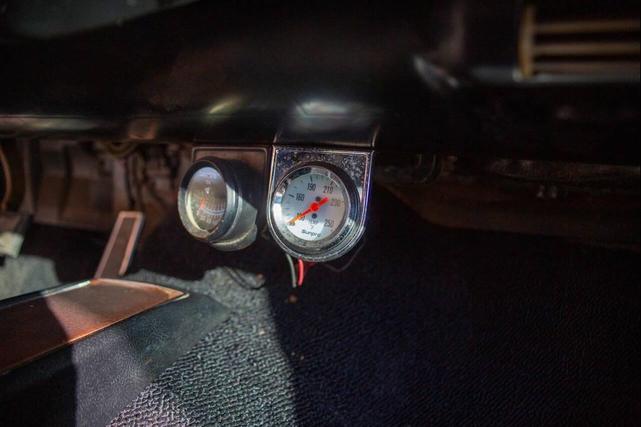 Photo of 1971 Gray Pontiac GTO
