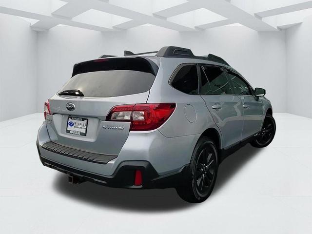 Photo of 2018 Ice Silver Metallic Subaru Outback
