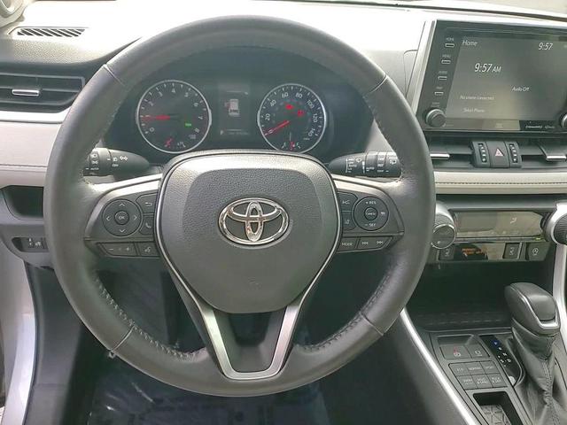 Photo of 2020 Silver Toyota RAV4