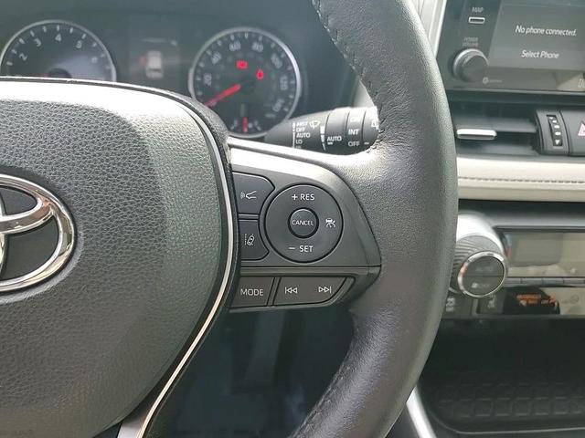 Photo of 2020 Silver Toyota RAV4