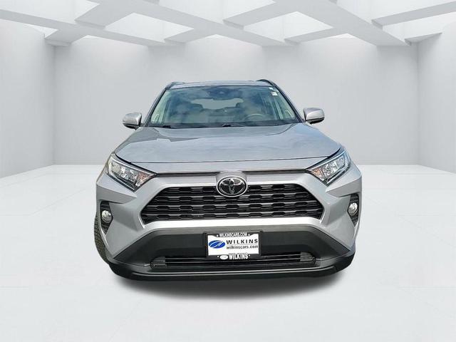 Photo of 2020 Silver Toyota RAV4