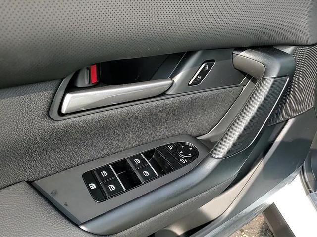 Photo of 2025 Wind Chill Pearl Mazda CX-50 Hybrid
