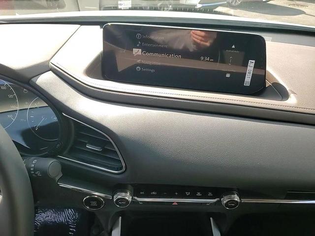 Photo of 2025 Snowflake White Pearl Mica Mazda CX-30