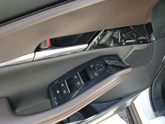 Photo of 2025 Snowflake White Pearl Mica Mazda CX-30