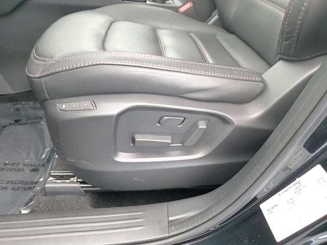 Photo of 2023 Jet Black Mica Mazda CX-5