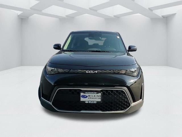 Photo of 2023 Fusion Orange Kia Soul