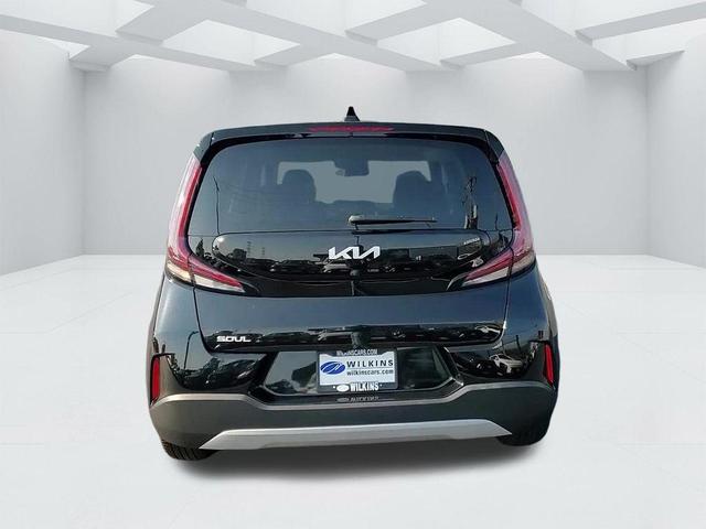 Photo of 2023 Fusion Orange Kia Soul