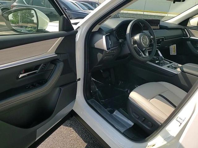 Photo of 2025 Rhodium Mazda CX-90
