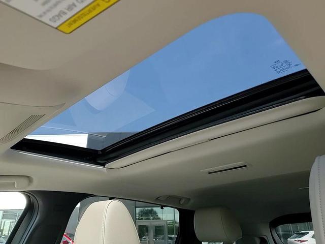 Photo of 2025 Rhodium Mazda CX-90