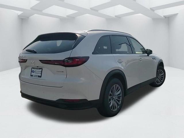 Photo of 2025 Rhodium Mazda CX-90