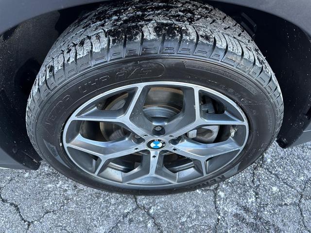 Photo of 2016 Mineral Gray Metallic BMW X1