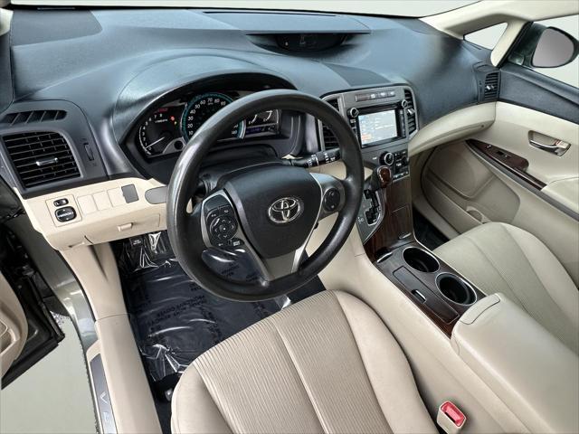 Photo of 2014 Cypress Pearl Toyota Venza