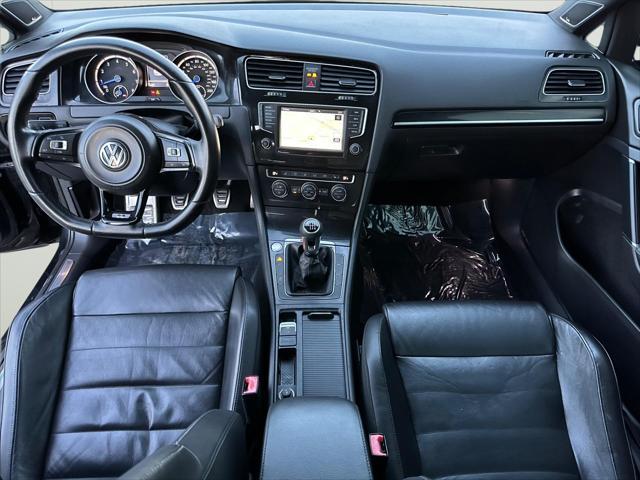 Photo of 2016 Deep Black Pearl Volkswagen Golf R