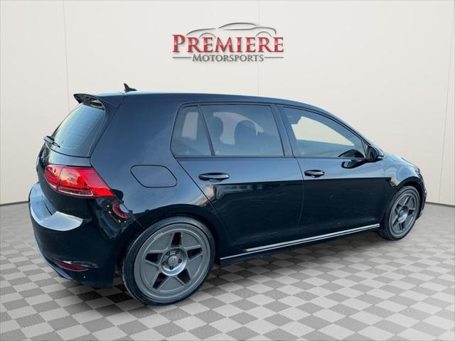 Photo of 2016 Deep Black Pearl Volkswagen Golf R