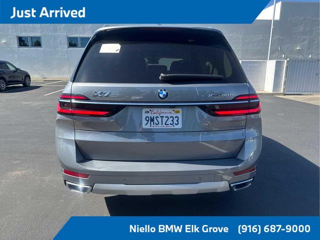 Photo of 2025 Skyscraper Grey Metallic BMW X7