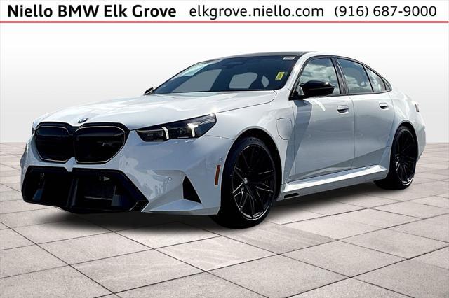 2025 BMW M5