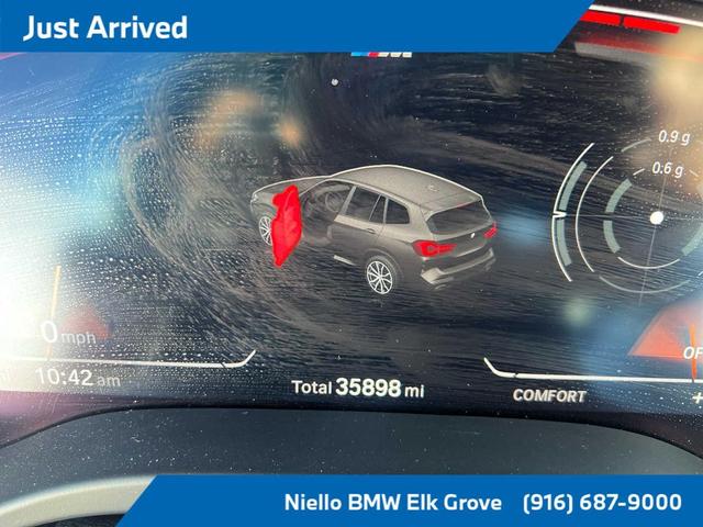 Photo of 2024 Black Sapphire Metallic BMW X3