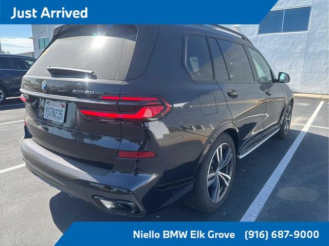 Photo of 2025 Carbon Black Metallic BMW X7