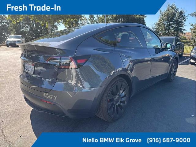 Photo of 2022 Midnight Silver Metallic Tesla Model Y