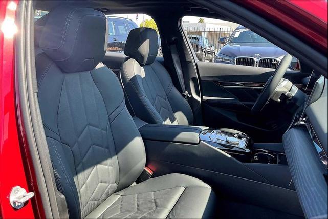 Photo of 2026 Vegas Red Metallic BMW i5