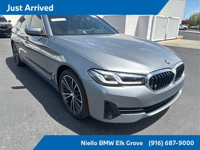 Photo of 2023 Skyscraper Gray Metallic BMW 530