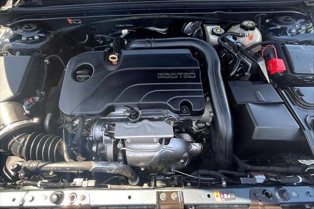Photo of 2020 Shadow Gray Metallic Chevrolet Malibu