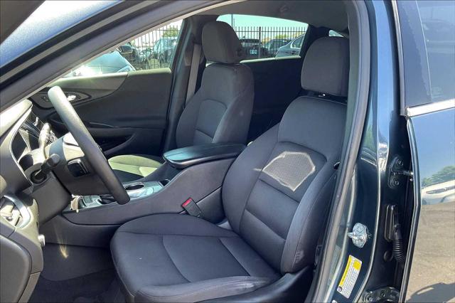 Photo of 2020 Shadow Gray Metallic Chevrolet Malibu