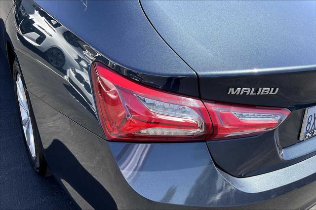Photo of 2020 Shadow Gray Metallic Chevrolet Malibu