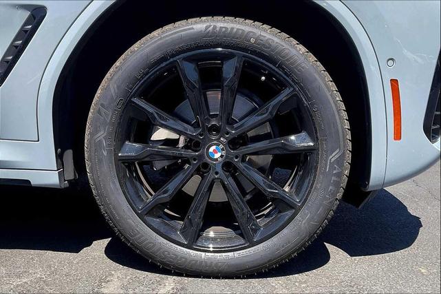 Photo of 2024 Brooklyn Grey Metallic BMW X3