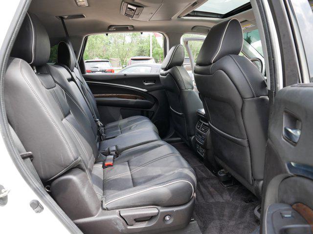 Photo of 2017 White Diamond Pearl Acura MDX