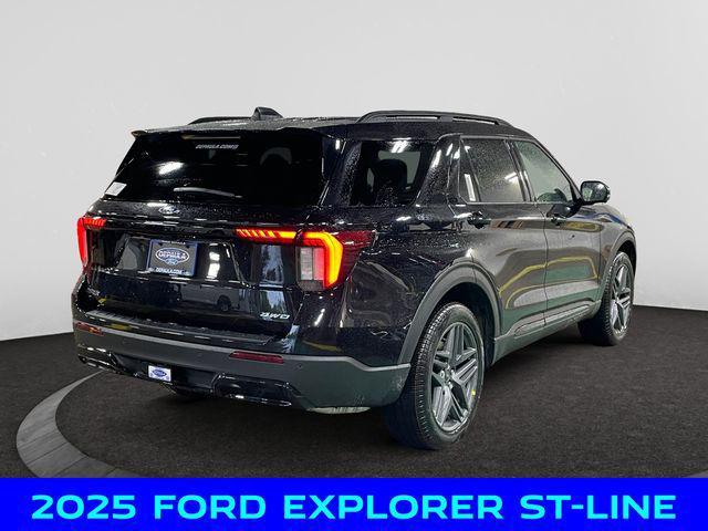 Photo of 2025 Black Ford Explorer