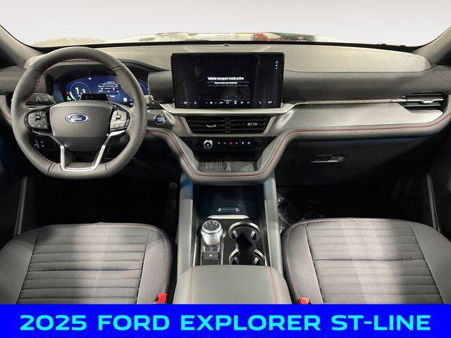 Photo of 2025 Black Ford Explorer