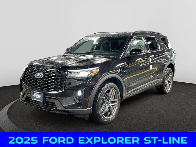 Photo of 2025 Black Ford Explorer