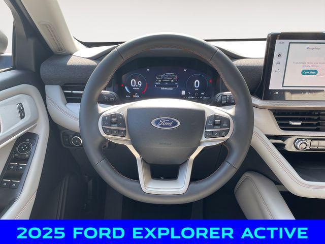 Photo of 2025 Black Ford Explorer