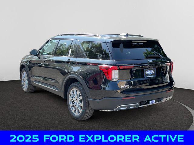 Photo of 2025 Black Ford Explorer