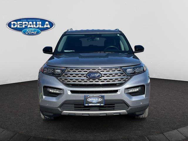 Photo of 2022 Iconic Silver Metallic Ford Explorer