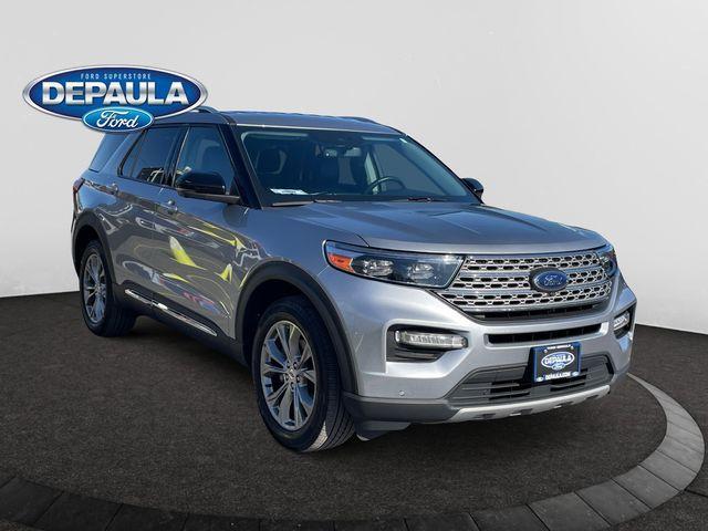 Photo of 2022 Iconic Silver Metallic Ford Explorer