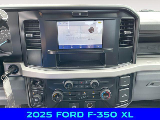 Photo of 2025 Oxford White Ford F-350