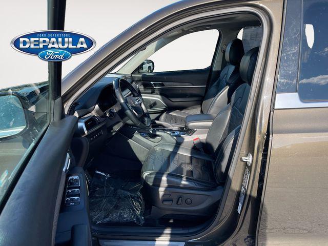 Photo of 2020 Dark Moss Kia Telluride