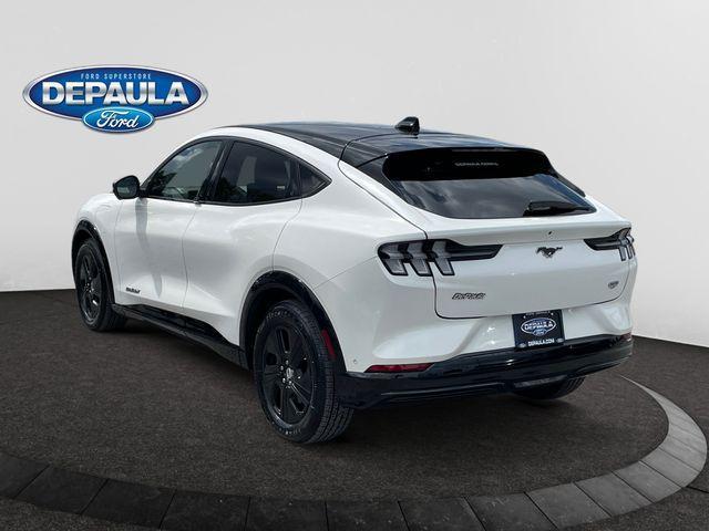 Photo of 2023 Star White Ford Mustang Mach-E