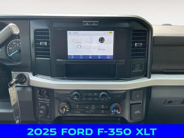 Photo of 2025 Black Ford F-350