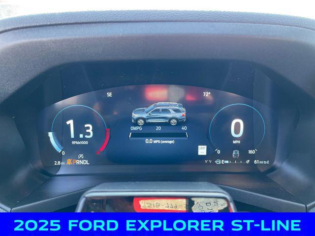 Photo of 2025 Blue Ford Explorer