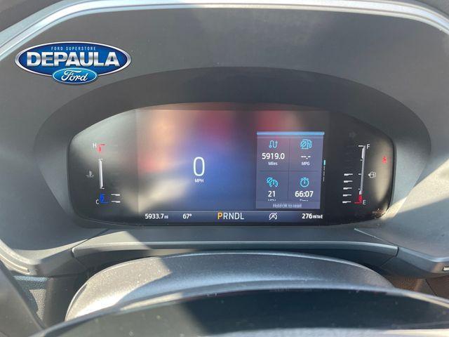 Photo of 2023 Iconic Silver Metallic Ford Escape